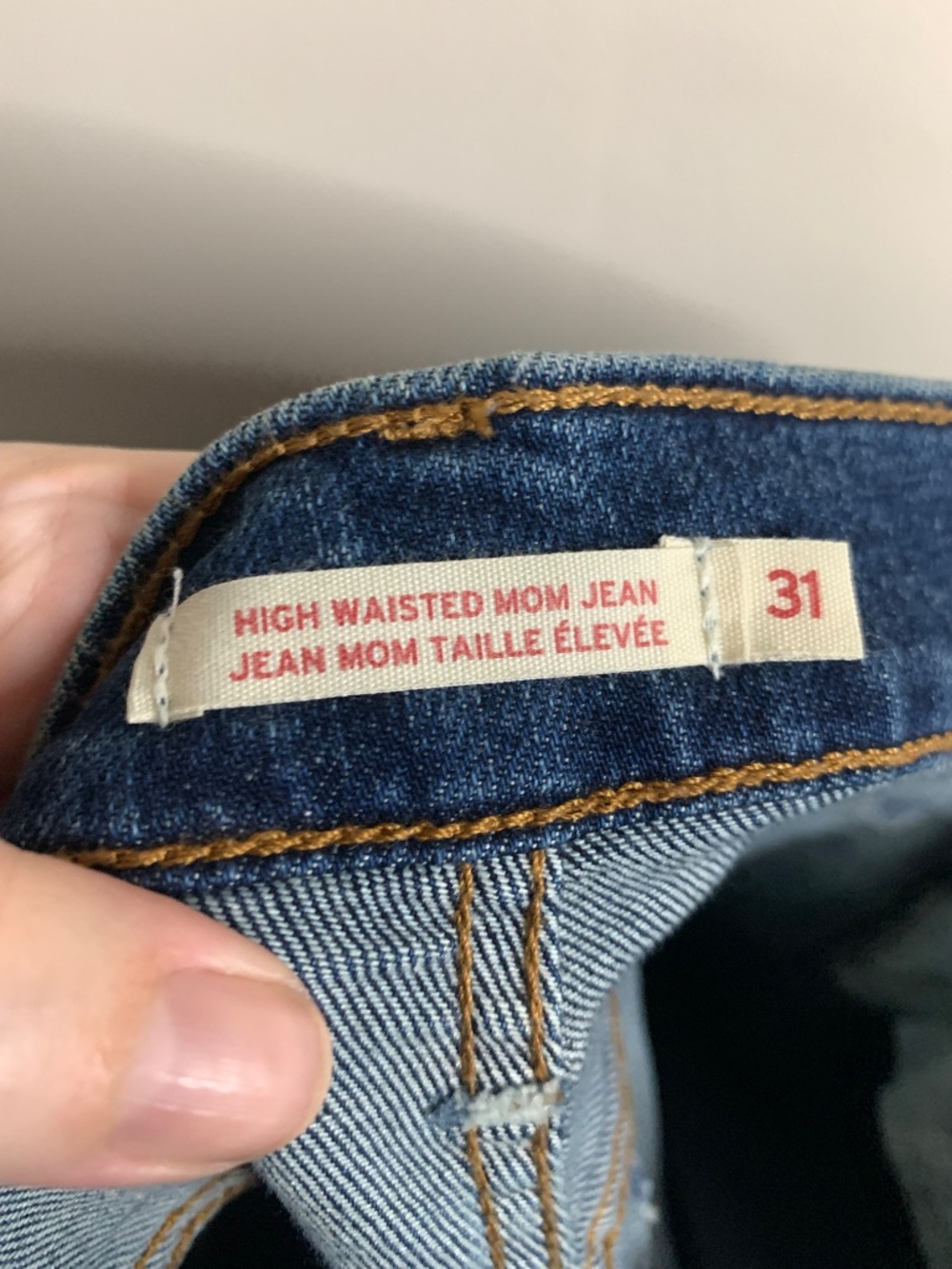 Levi's High Waisted Mom Jeans 31 - Picture 9 of 14